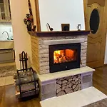 падалото Vila *