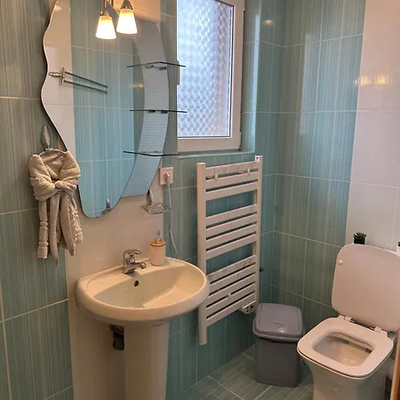 падалото 빌라 *